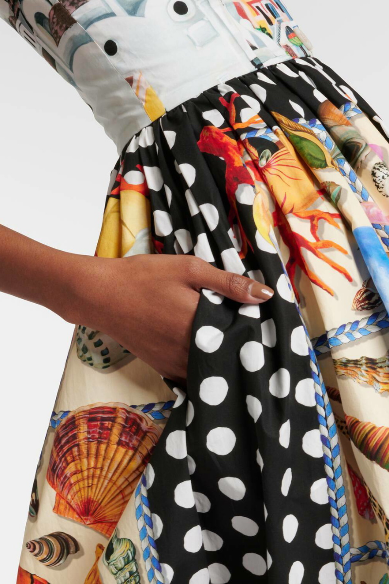 Midikleid Mit Quadratischem Ausschnitt Und Punktmuster