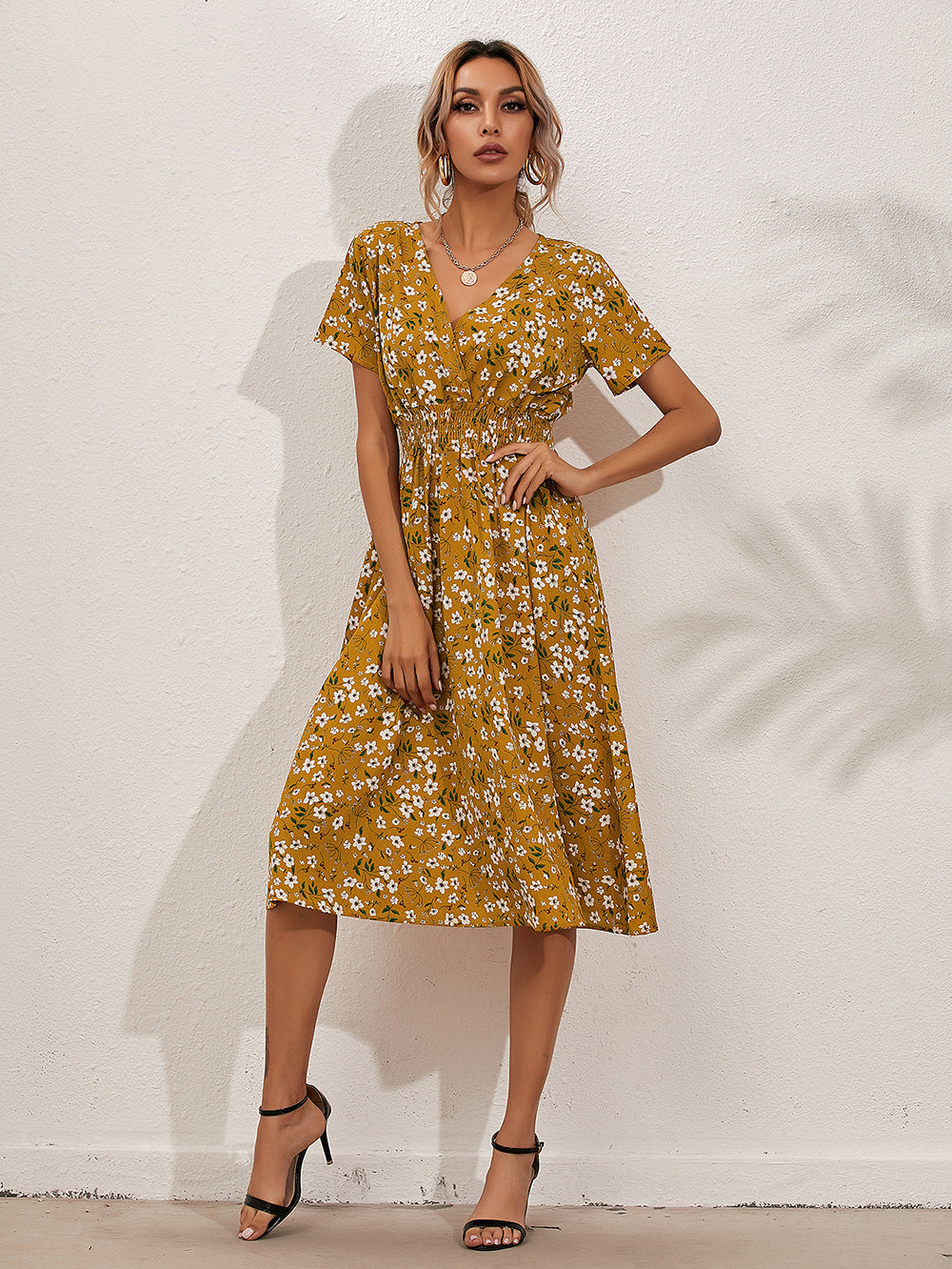 Damenkleid Mit Blumenmuster