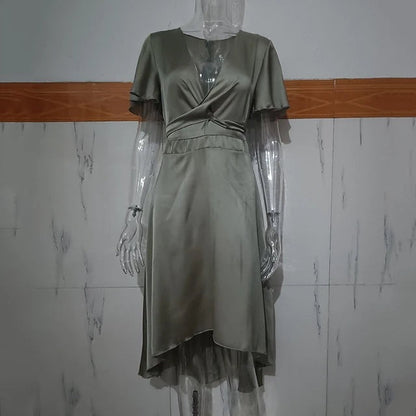 Elegantes Midikleid Mit Taillenschnürung