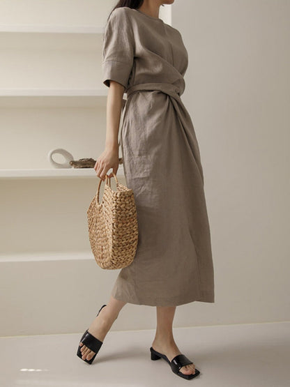 Khakifarbenes Leinenkleid