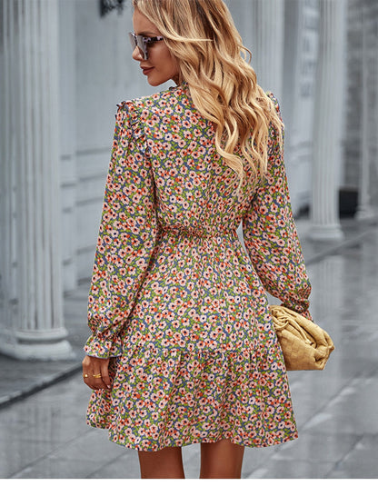 Langärmliges Midikleid Mit Rundhalsausschnitt Und Blumenmuster