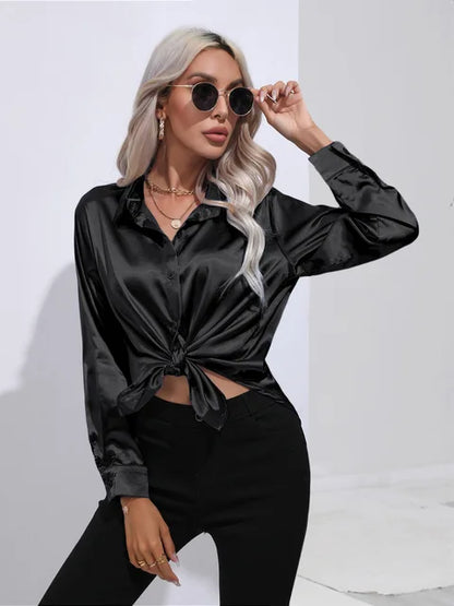 Satinhemd İm Stylischen Design