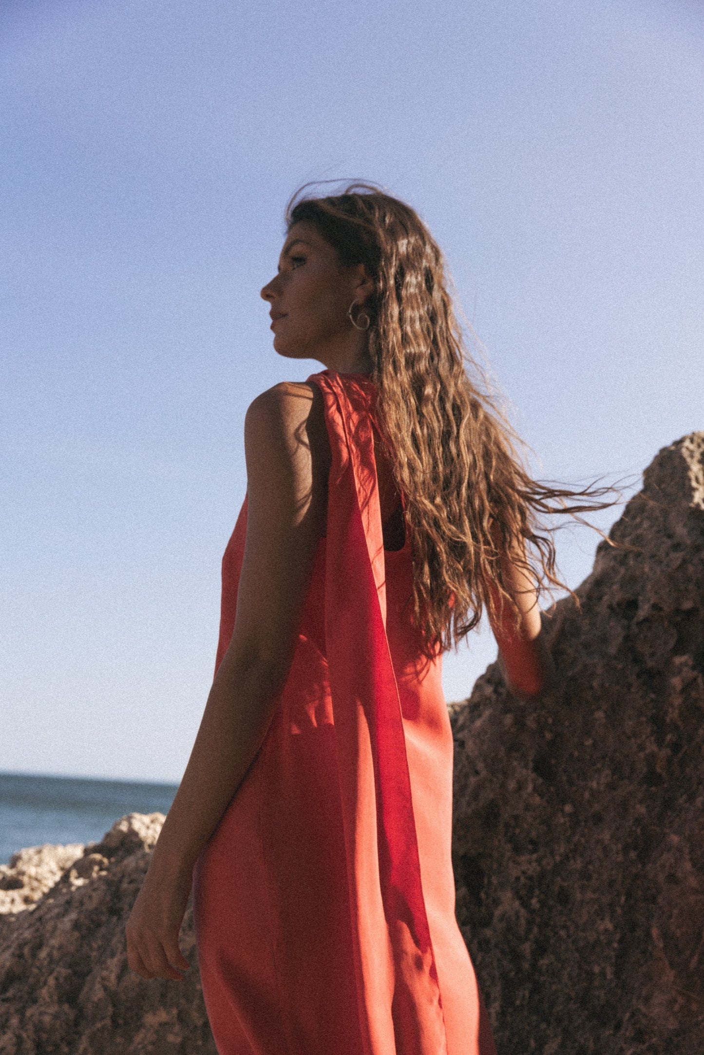 Kurzärmliges Midikleid Mit One-Shoulder-Träger