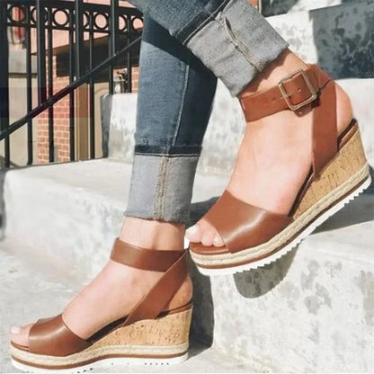 Elegante High Heel Sandaletten Mit Schnallendetail