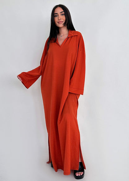Langärmliges Maxikleid Mit V-Ausschnitt
