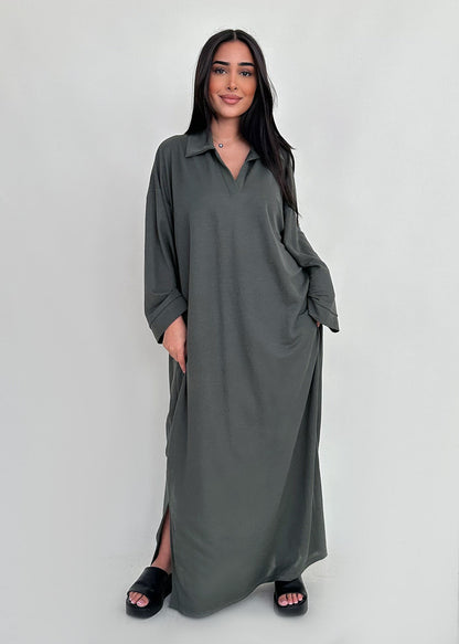 Langärmliges Maxikleid Mit V-Ausschnitt