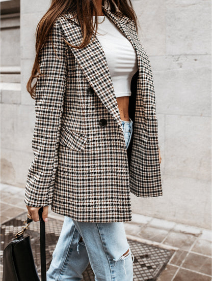 Stilvolles Design: Karierte Blazerjacke