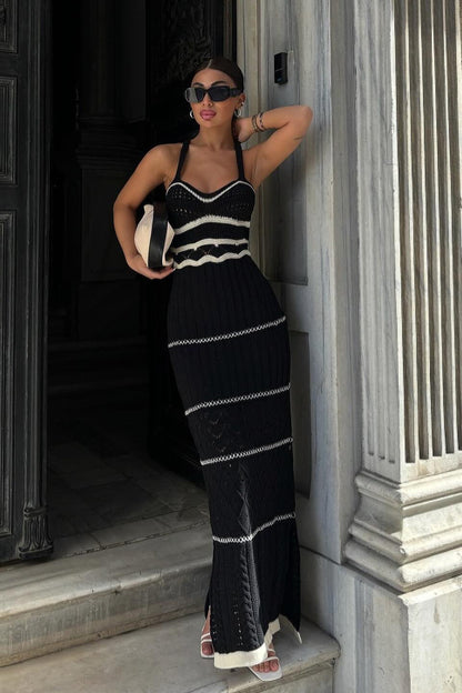 Gestricktes Maxikleid Mit Schlitz Und Cut-Out-Detail