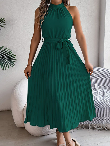 Plissiertes Crêpe-Kleid Mit Gürtel