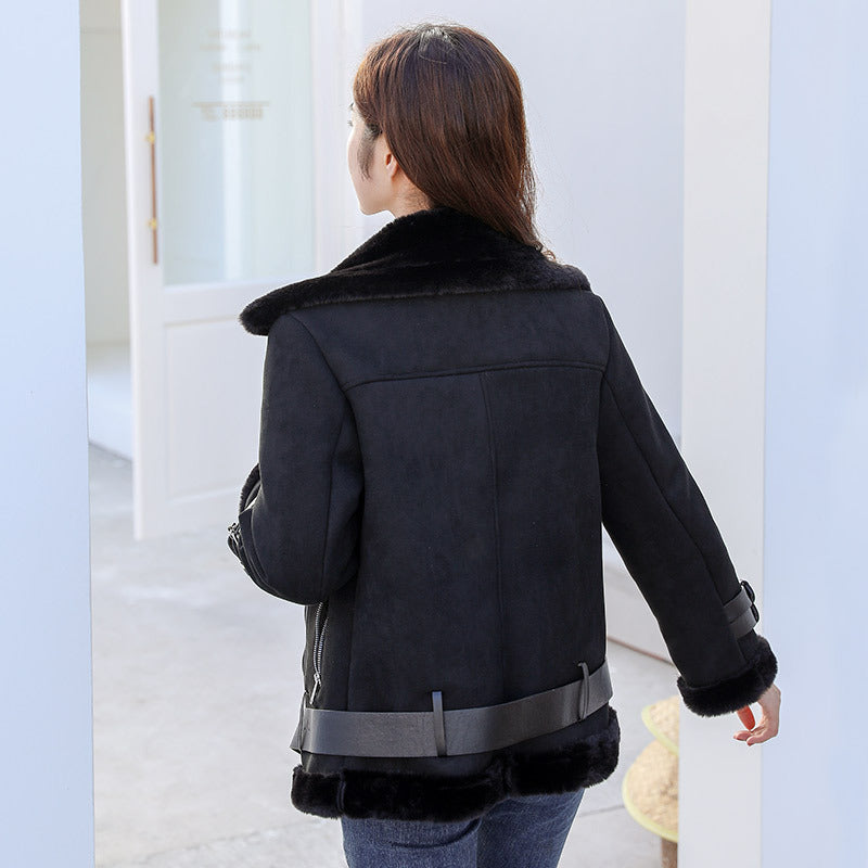 Stilvolles Design, Elegante Plüschjacke