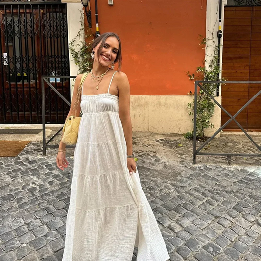 Elegantes Maxikleid Mit Dünnen Trägern