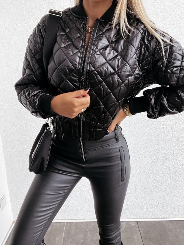 Stilvolles Design, Elegante, Weiche Steppjacke