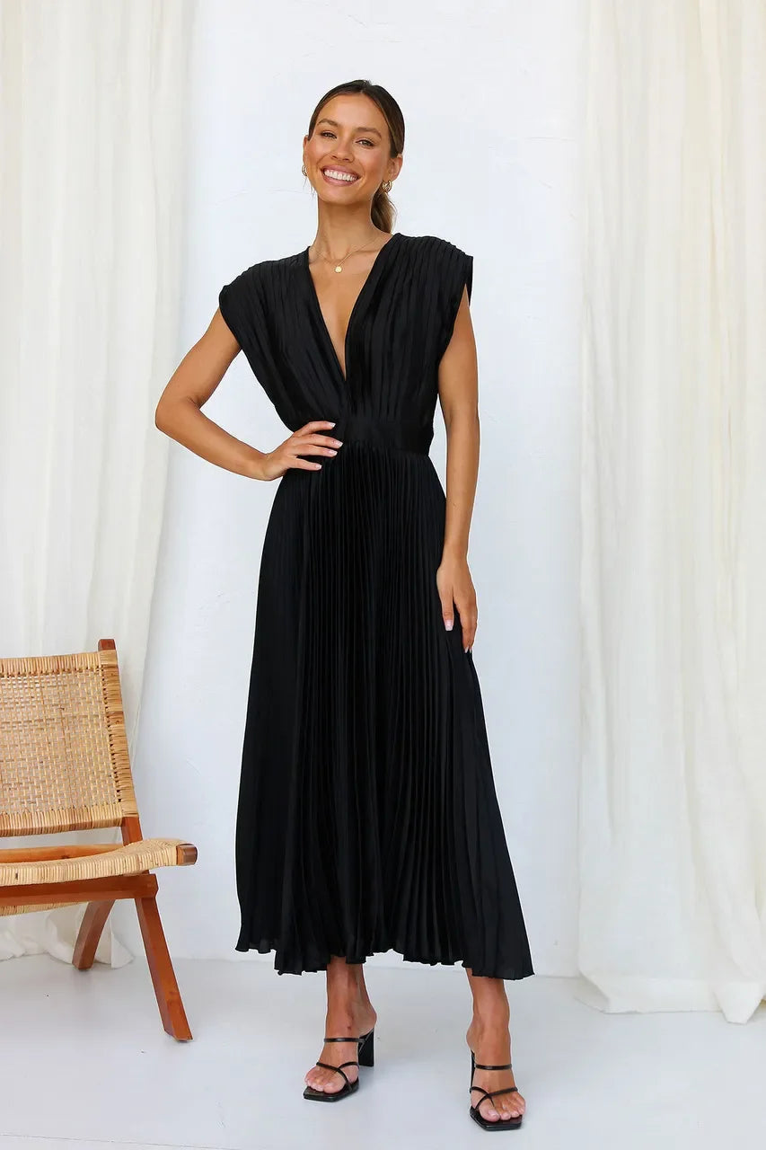 Elegantes Plisseekleid – Feminines V-Ausschnitt-Design