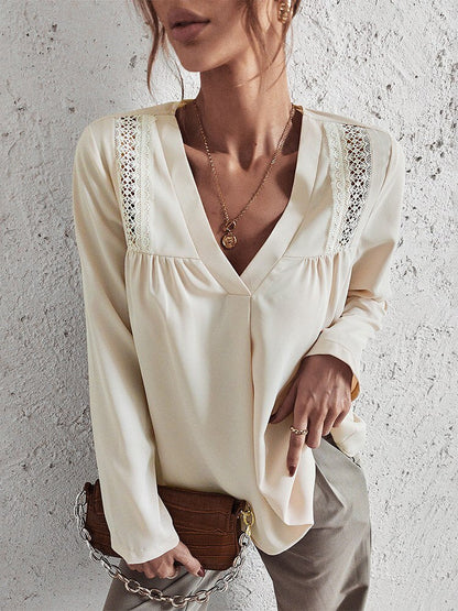 Bluse Mit V-Ausschnitt Und Lockerem Schnitt