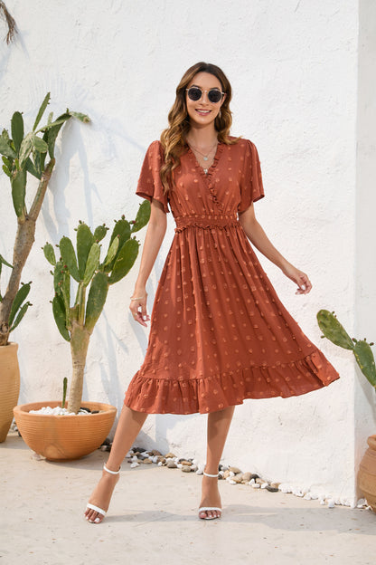 Sommerkleid Mit Hoher Taille Und Kurzen Ärmeln Und Schnürung