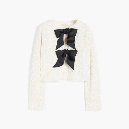 Stylische Designjacke Mit Schleifendetail