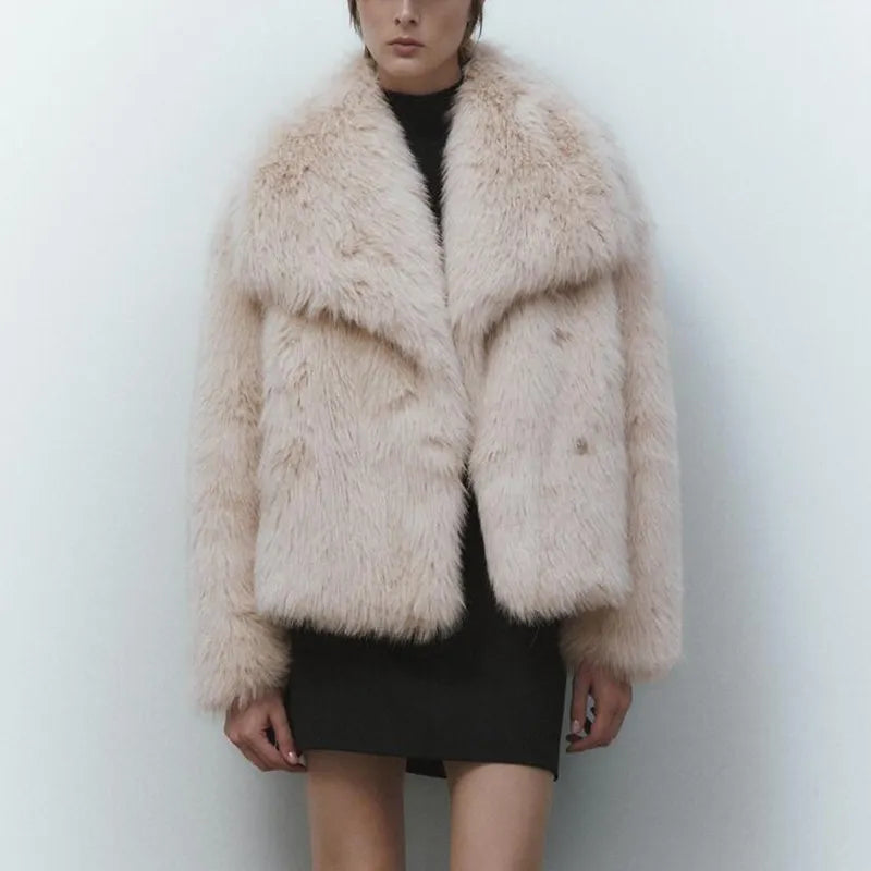 Stylische Jacke Mit Plüschdetails