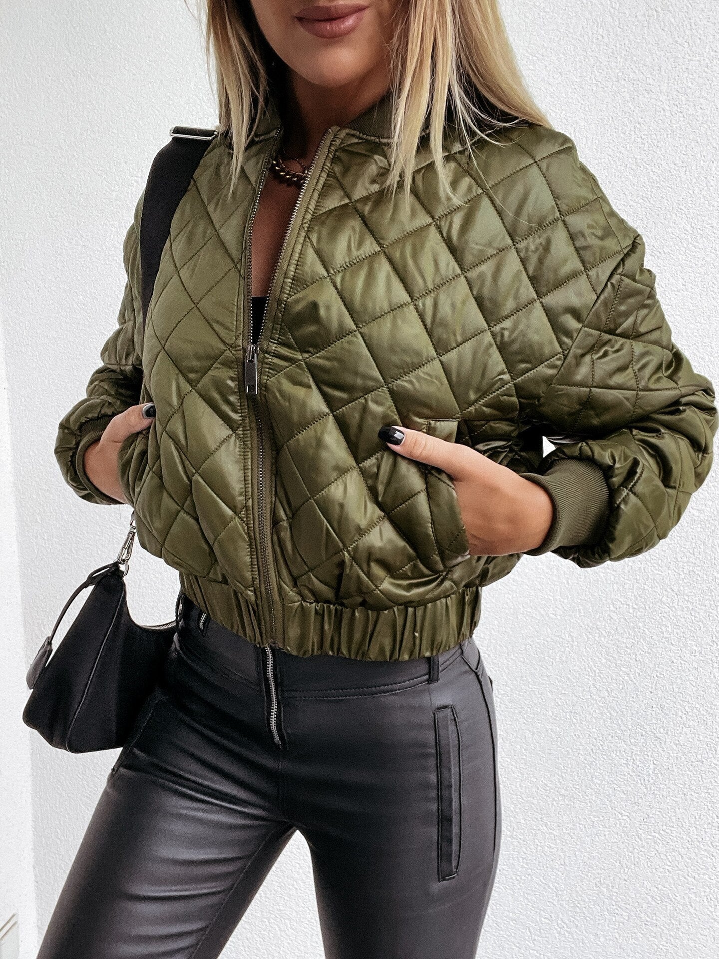 Stilvolles Design, Elegante, Weiche Steppjacke