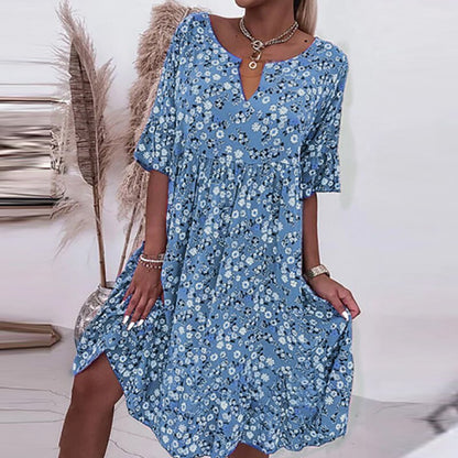 Kleid Mit Rundhalsausschnitt Und Blumenmuster