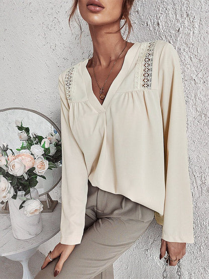 Bluse Mit V-Ausschnitt Und Lockerem Schnitt