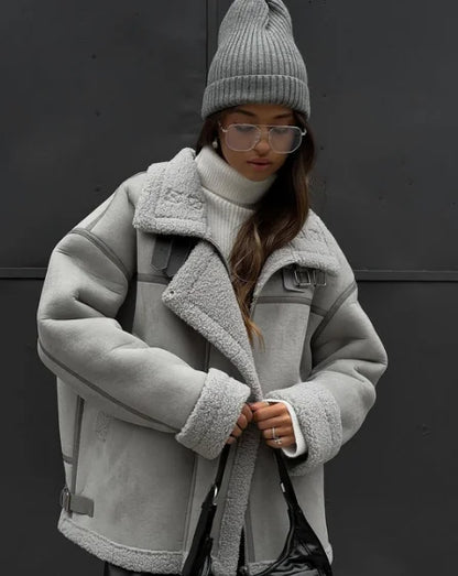 Dicker Wintermantel Mit Stilvollem Design
