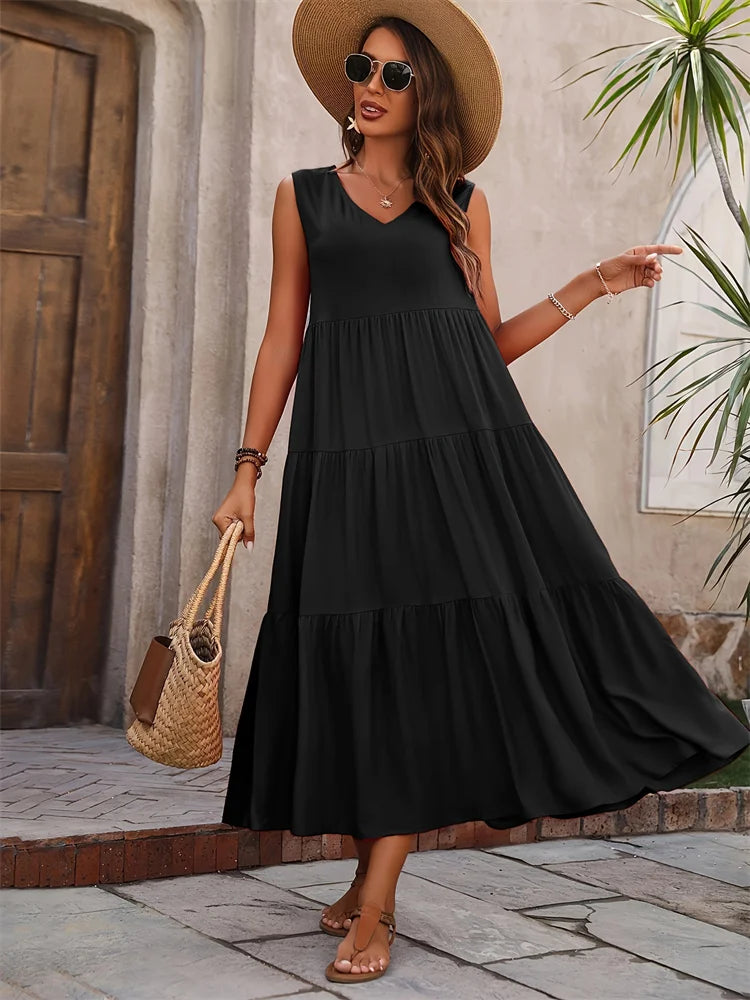 Langes Kleid Mit V-Ausschnitt Und Lockerem Schnitt Und Rüschen