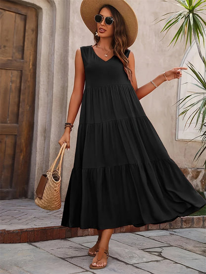 Langes Kleid Mit V-Ausschnitt Und Lockerem Schnitt Und Rüschen