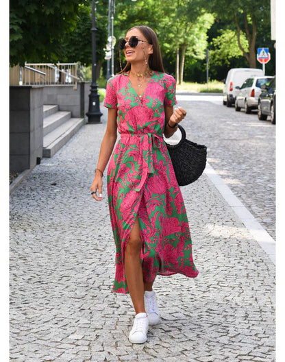 Kleid Mit V-Ausschnitt Und Blumenmuster