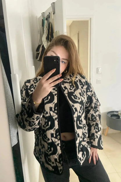 Französische Steppjacke Aus Baumwolle Mit Blumenmuster