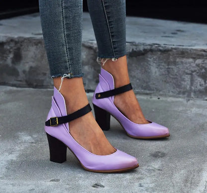 Stilvolle High Heels Mit Schnallendesign