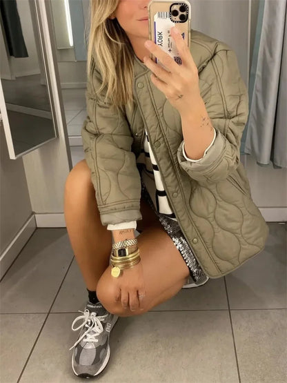 Stilvolle Und Schlichte Designjacke