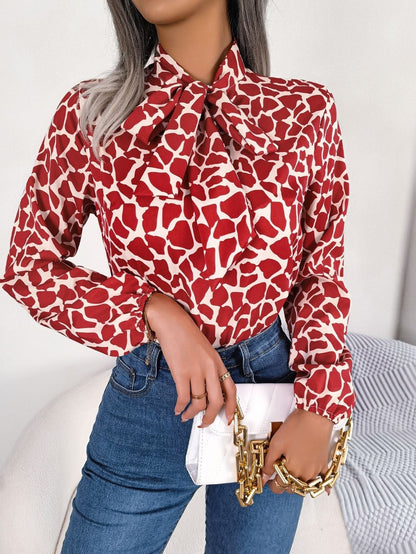Bluse Mit Stilvollem Design Und Muster