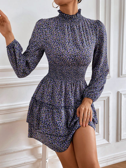Elegantes Minikleid Mit Blumenmuster