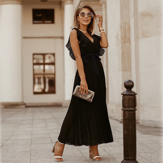 Elegantes Maxikleid Mit Plissee-Details