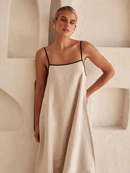 Maxikleid Mit Eckigem Ausschnitt Und Dünnen Trägern