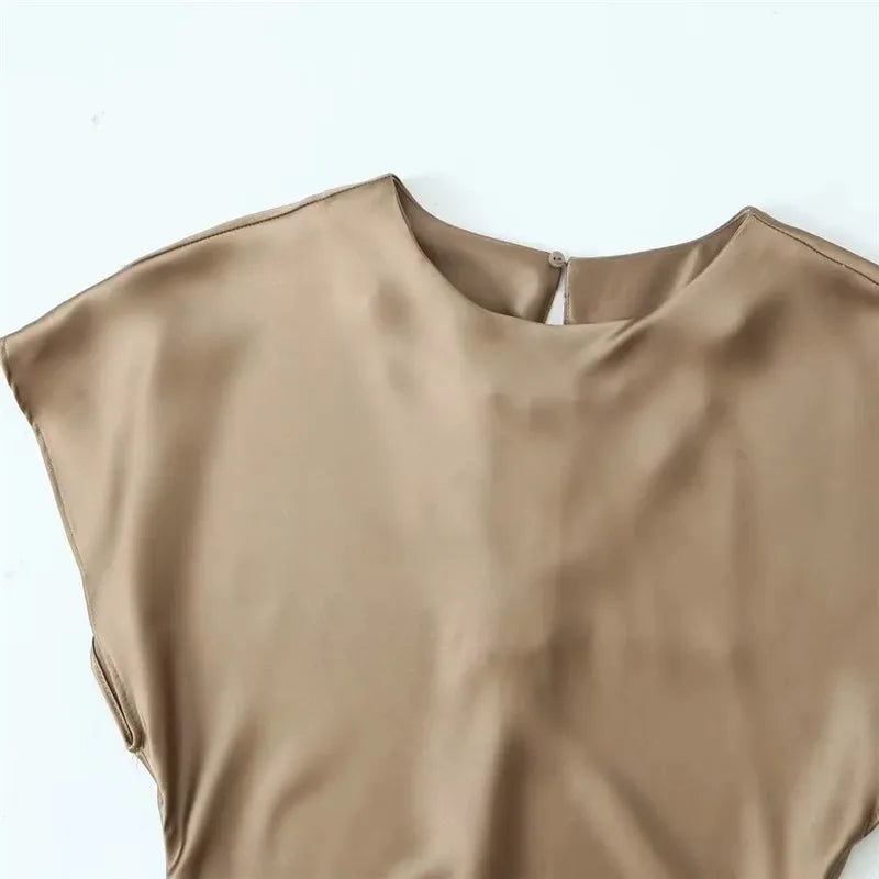 Elegantes Satin-Maxikleid