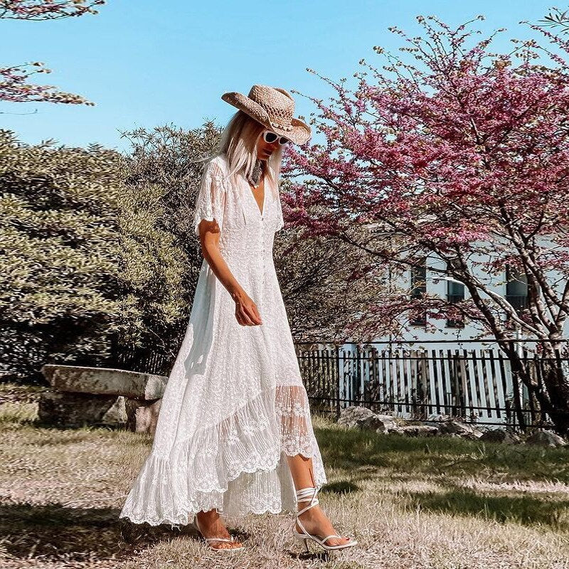 Spitzenkleid İm Boho-Stil
