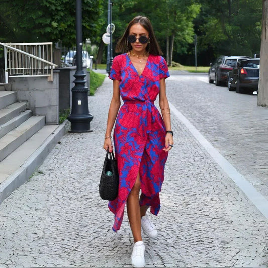 Kleid Mit V-Ausschnitt Und Blumenmuster