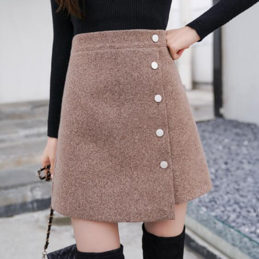 Asymmetrischer Minirock Mit Strickdetail