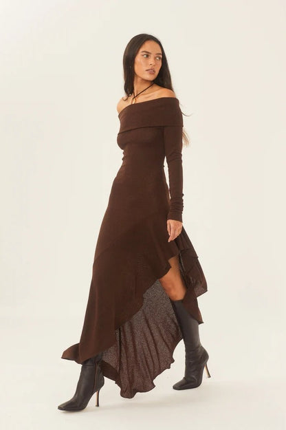 Schulterfreies, Asymmetrisches Midikleid