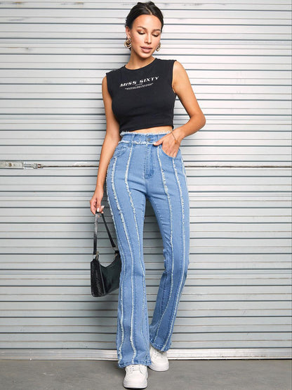 Leicht Ausgestellte Jeans