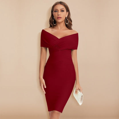 Stilvolles, Tailliertes Midikleid Mit V-Ausschnitt