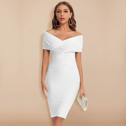 Stilvolles, Tailliertes Midikleid Mit V-Ausschnitt