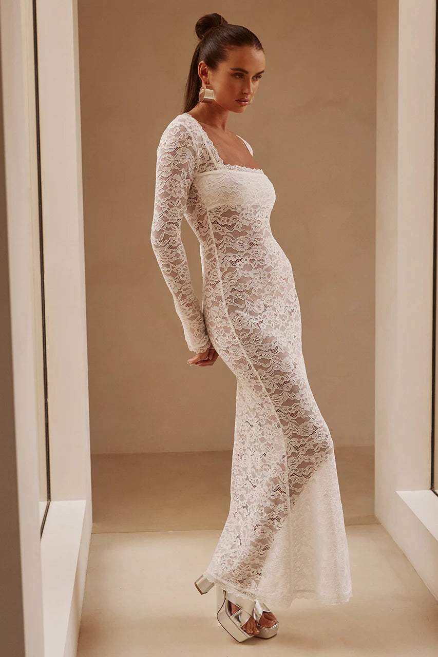 Maxikleid Aus Spitze Mit Eckigem Ausschnitt