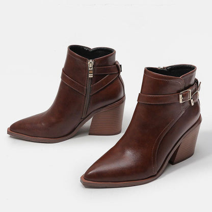 Dunkelbraune Chelsea-Stiefel Mit Spitzer Zehenpartie Und Blockabsatz