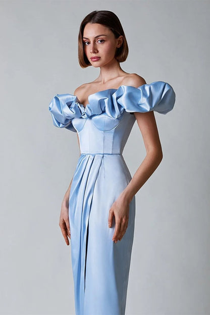 Schulterfreies Maxikleid Mit Schlitz