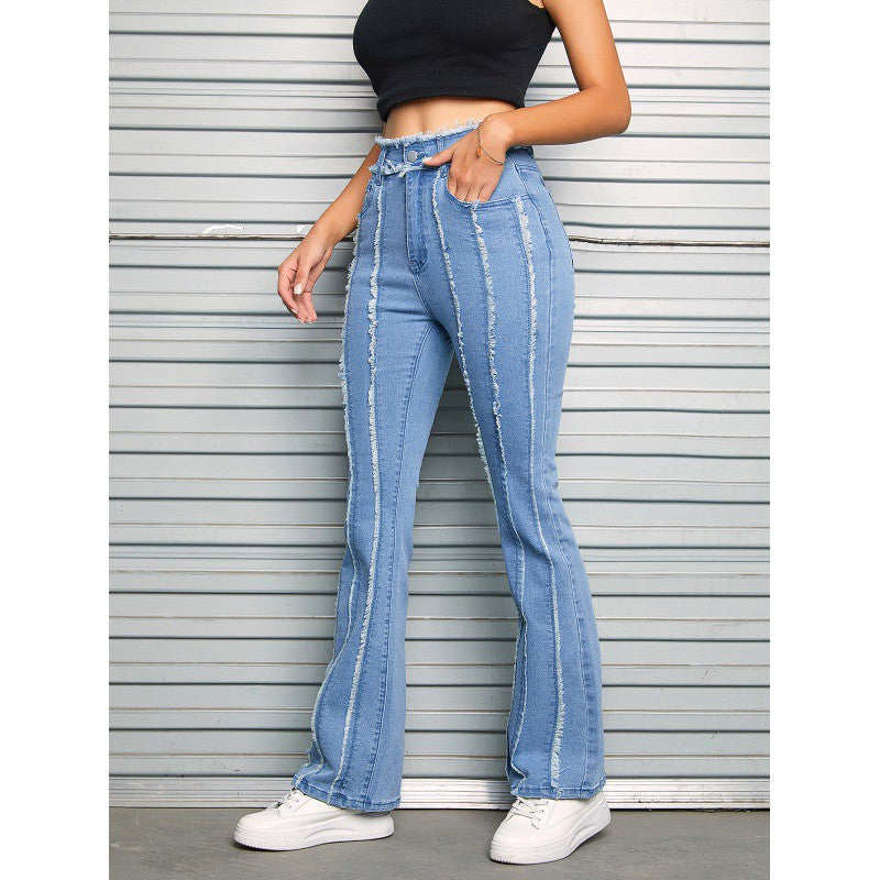 Leicht Ausgestellte Jeans