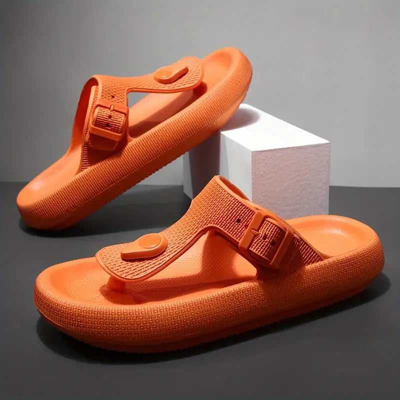 Elegante Slipper Mit Schnallendetail