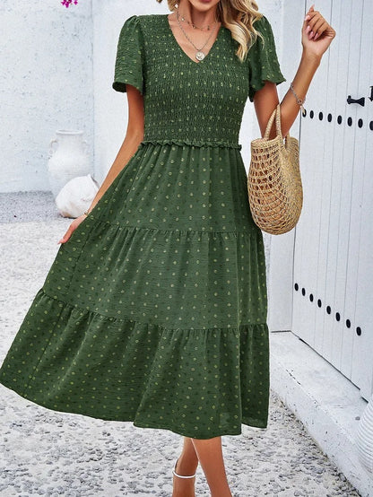 Elegantes Gemustertes Midikleid Mit V-Ausschnitt