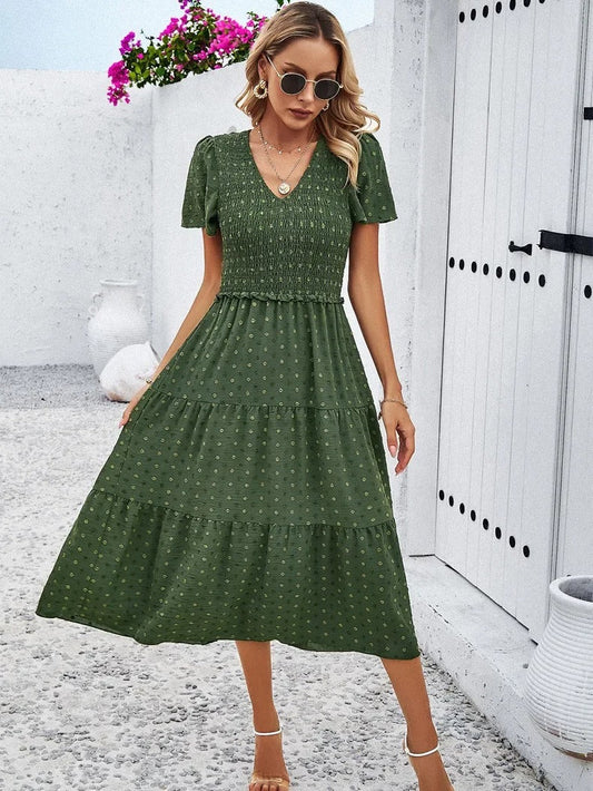 Elegantes Gemustertes Midikleid Mit V-Ausschnitt